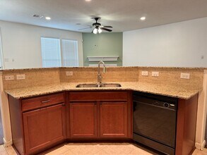 Building Photo - 3403 Braddock Ln