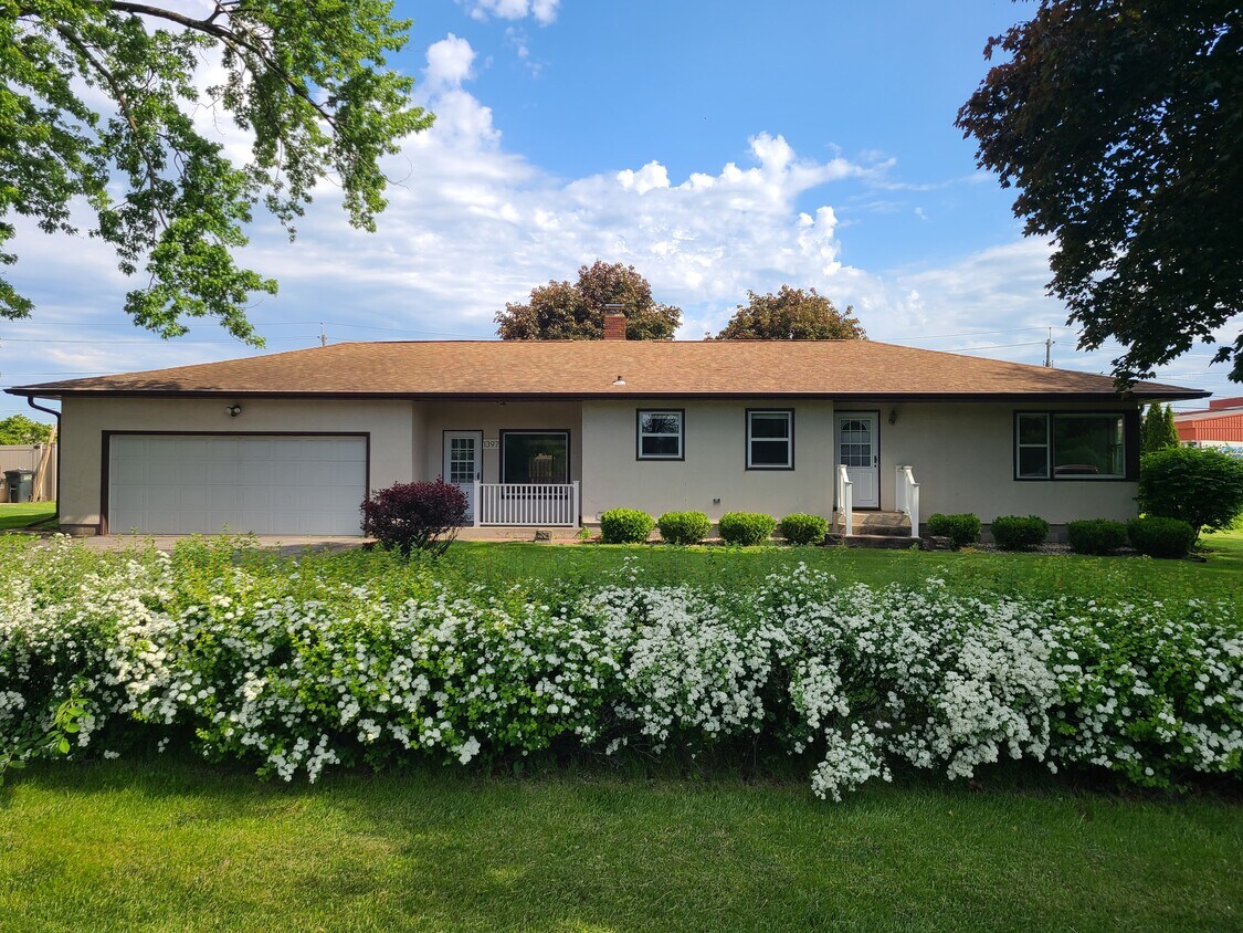 Exterior Front - 1397 County Road SS