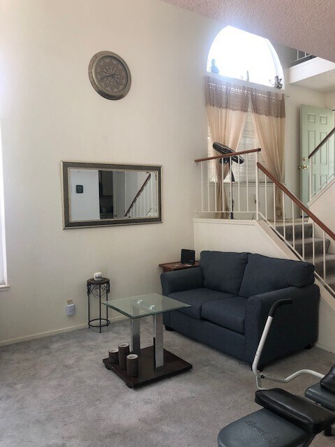 Primary Photo - Large 2 Bedroom Townhome Available in Reno