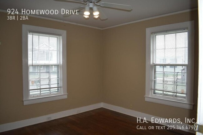 Building Photo - 924 Homewood Dr
