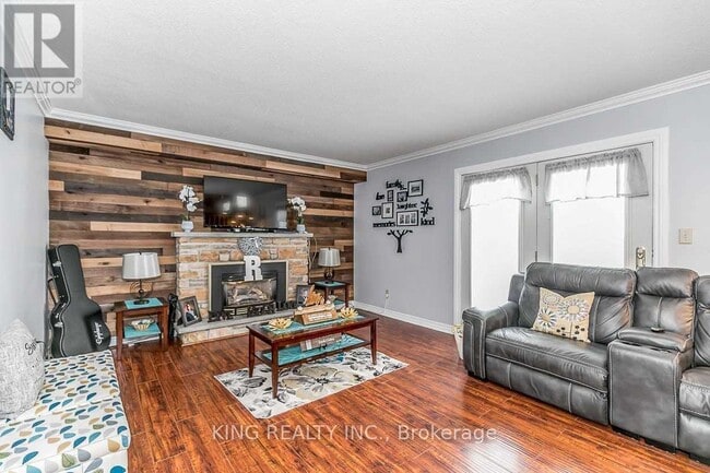 Photo du bâtiment - 40 Victoria Crescent