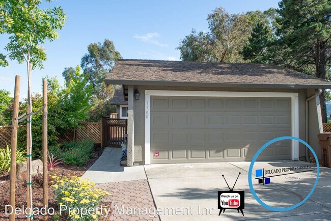 Building Photo - 2 br, 2.5 bath House - 1700 Casa Grande St...