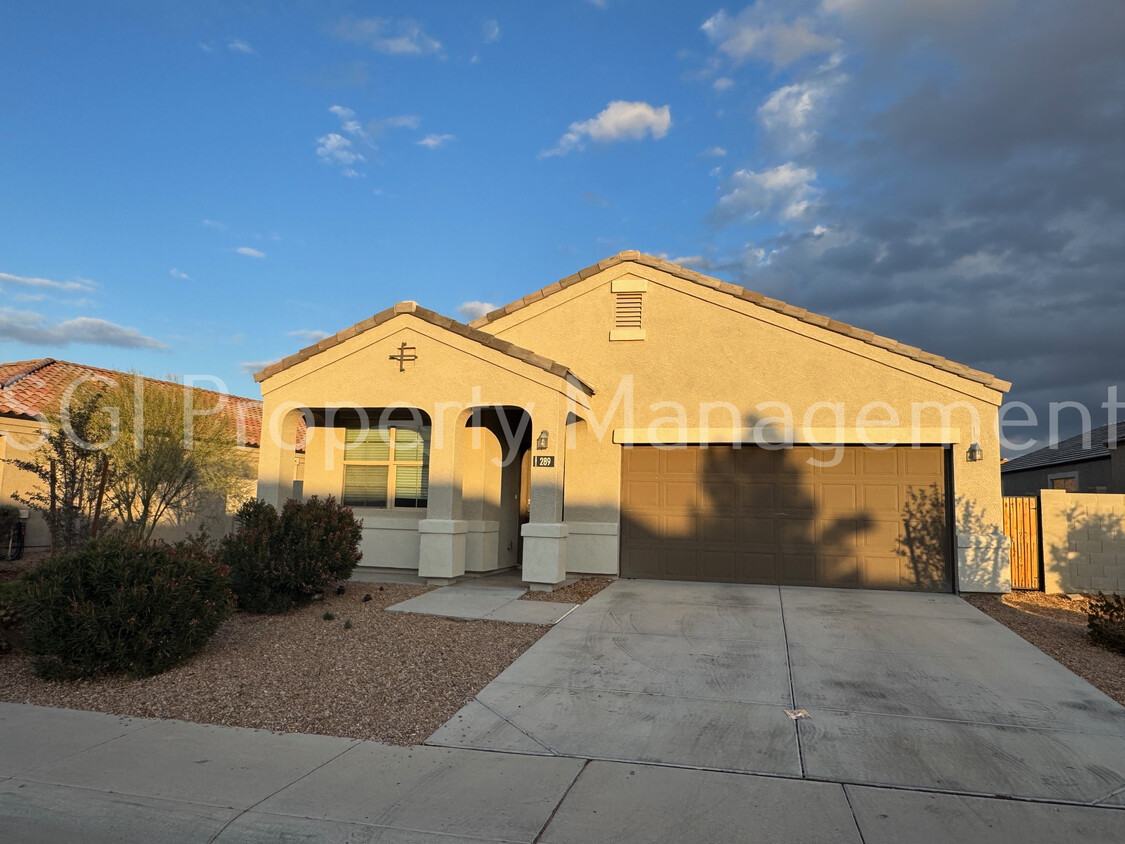 Primary Photo - Gorgeous Casa Grande home ready for move in