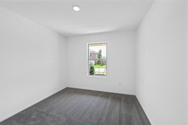 Foto del edificio - 5130 Sunvalley Bend Dr