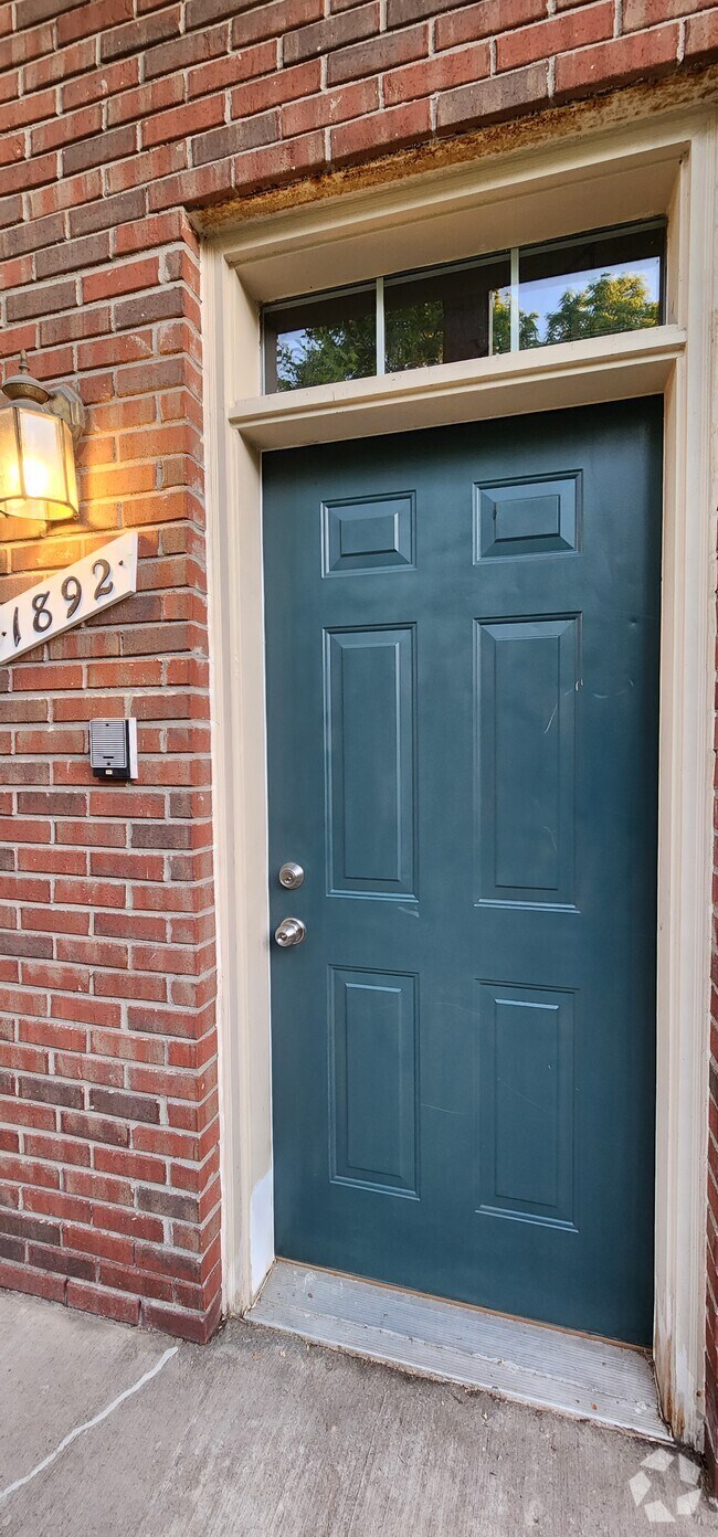 Cheap Huntington Park Apartments for Rent Utica, MI 2 Rentals