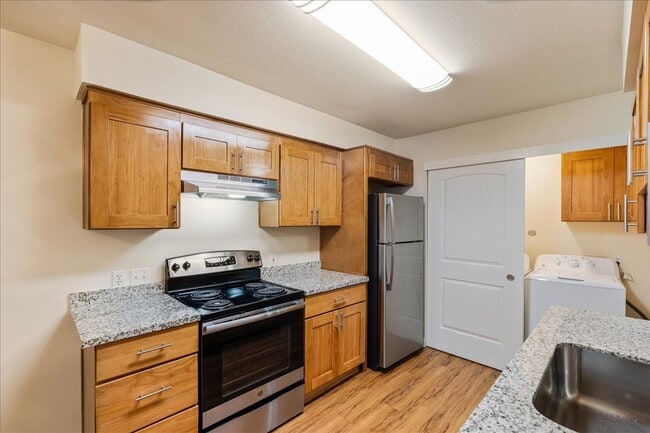 Building Photo - Cascade Woods Apartments