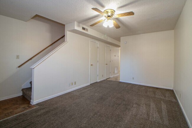 Foto del edificio - 108-3 Hickory Trace