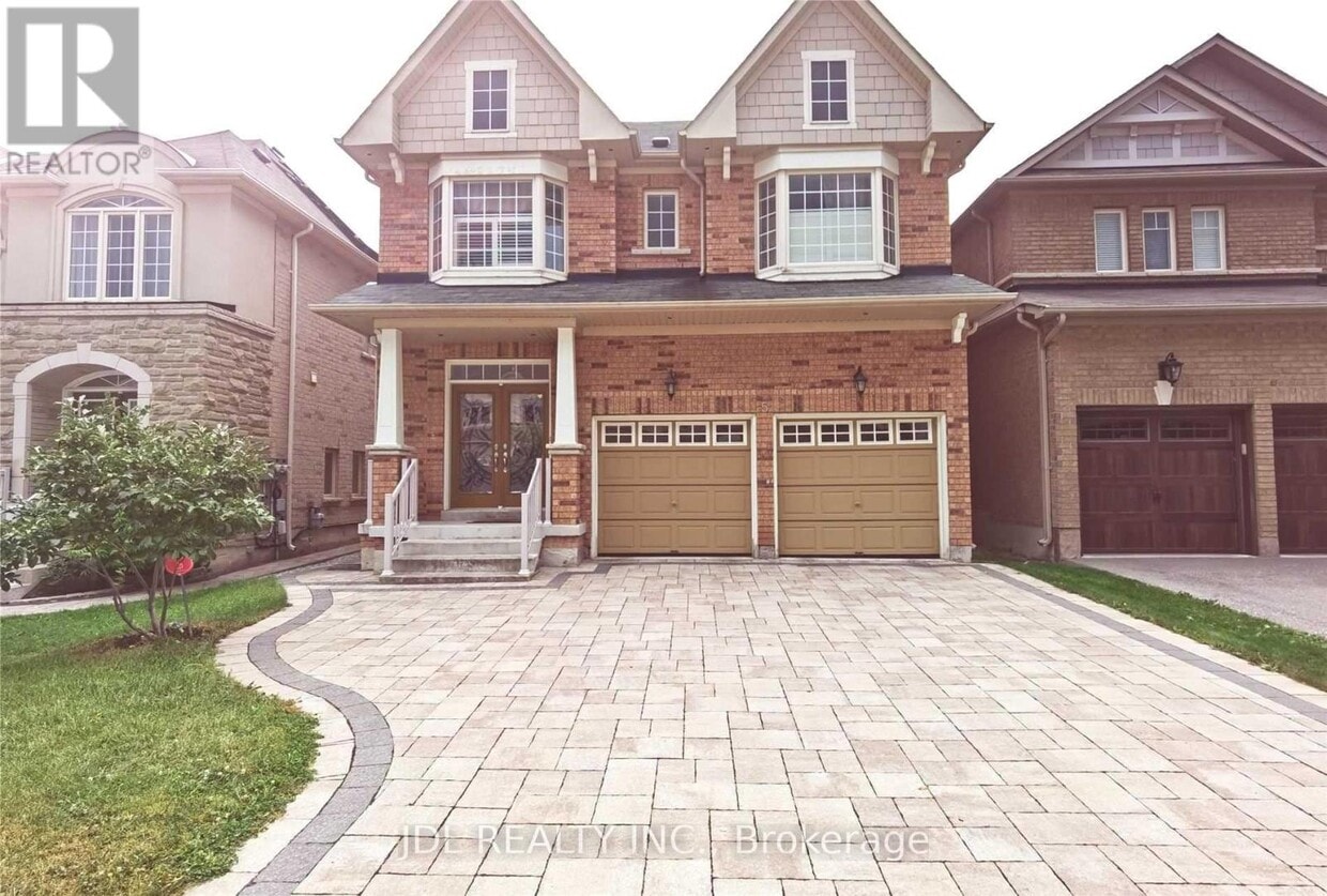 Primary Photo - 5 Pitney Ave