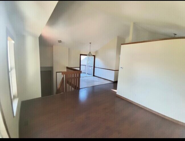 Building Photo - 4675 S Buckley Way