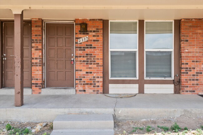 Foto del edificio - 2280 Billings St