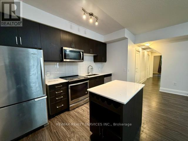 Photo du bâtiment - 2800-2800 Keele St