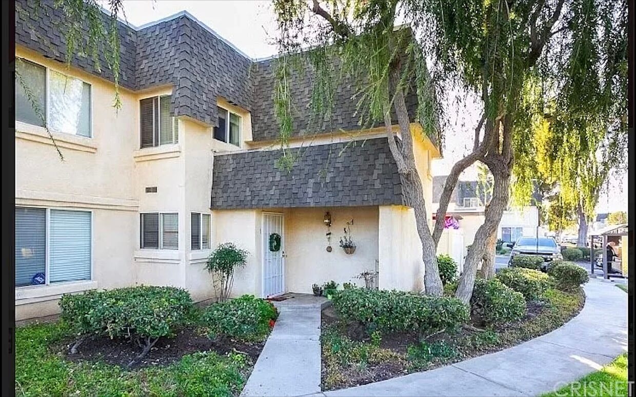 19030 Hamlin St, Reseda, CA 91335 Townhome Rentals in Reseda CA