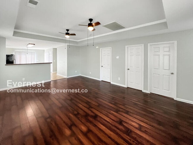 Building Photo - 222 Bermuda Lakes Dr