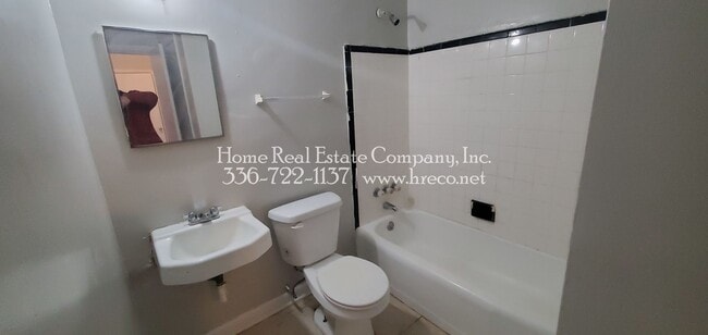 Building Photo - 1235 Gholson Ave S East