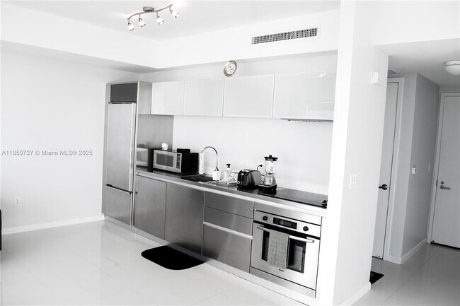 Foto del edificio - 1040 Biscayne Blvd