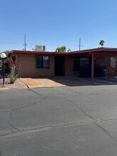 Building Photo - 3316 E Navajo Pl