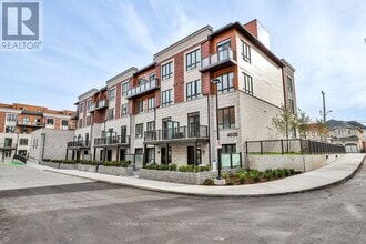 Building Photo - 4035 Hickory Dr
