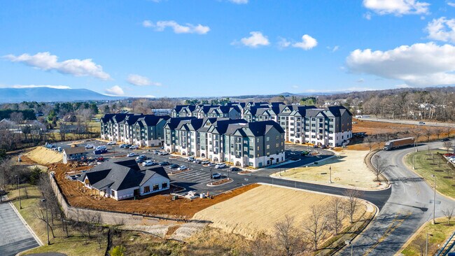 Foto del edificio - Elevate Town Center