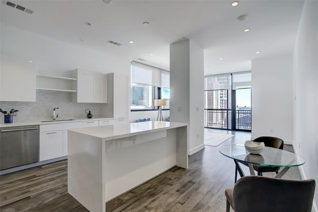 Foto principal - 1211 Caroline St