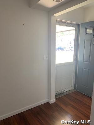 Building Photo - 67 Pointe Cir S