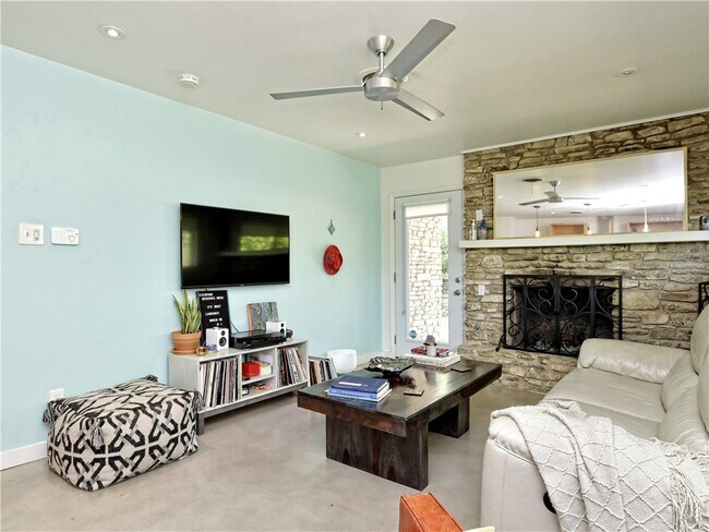 Foto del edificio - 1601 Norris Dr