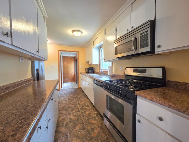Foto del edificio - 336 E Orchard St