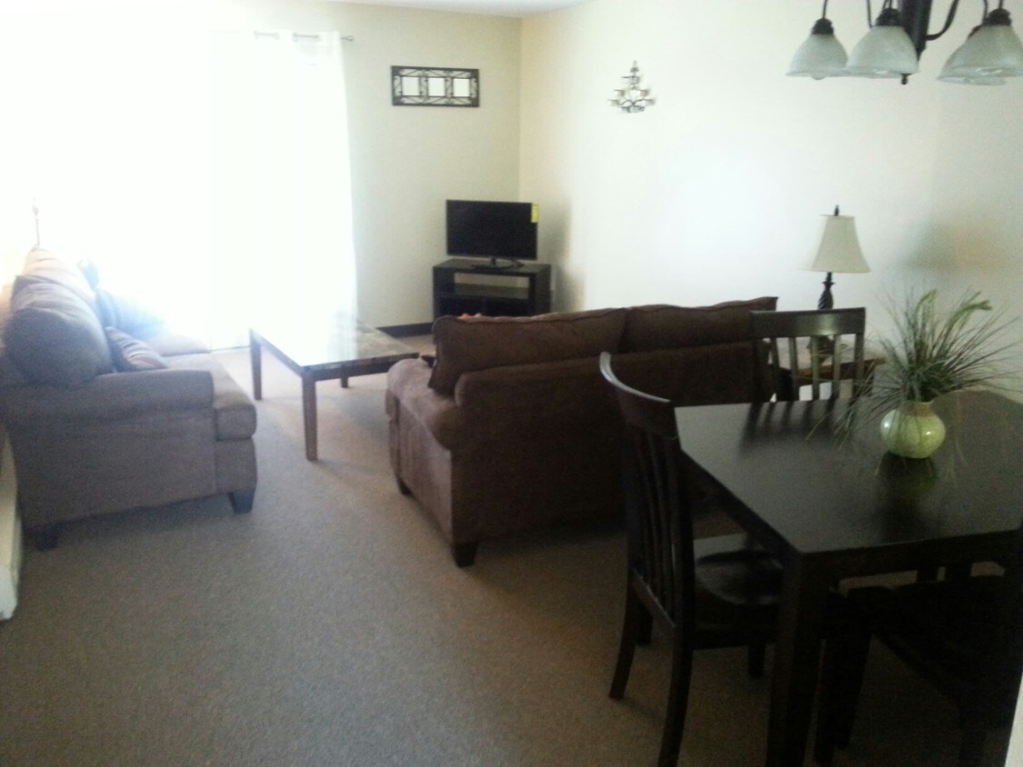 Primary Photo - Ontario Village Apartments - 1229-5