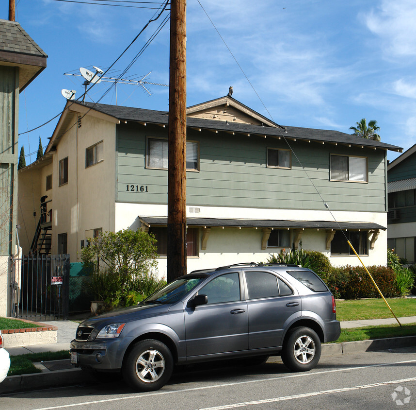 Building Photo - 12161 Chandler Blvd
