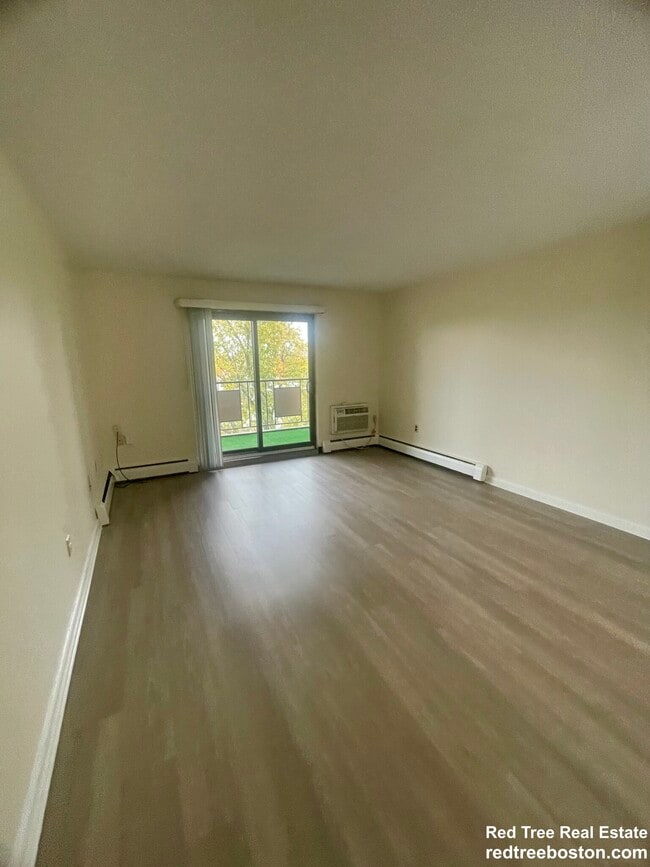 Foto del edificio - 385 Massachusetts Ave