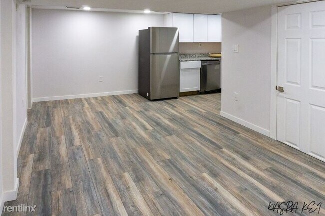 Foto del edificio - 3790 S Sherman St
