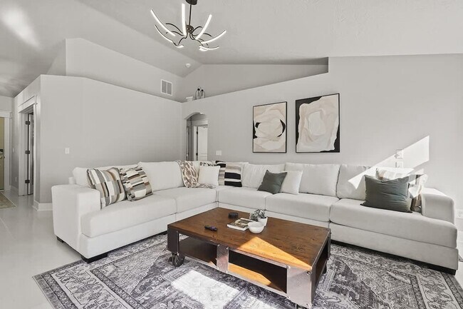 Foto del edificio - 9541 W Silverbirch St