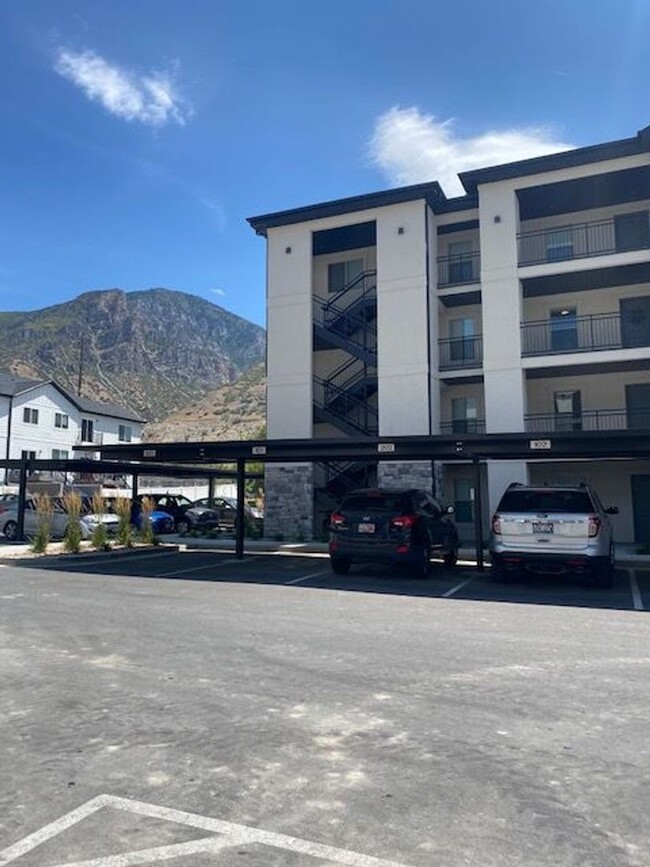 Foto del edificio - Beautiful 2 Bedroom Condo in Provo!
