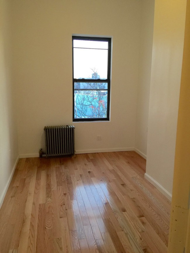 Building Photo - 174 Wyckoff Ave
