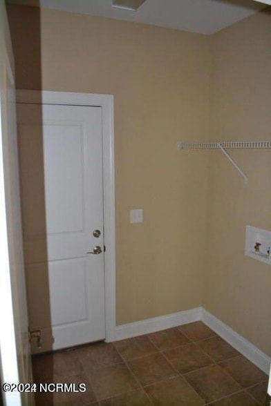 Building Photo - 128 Cypress Cir