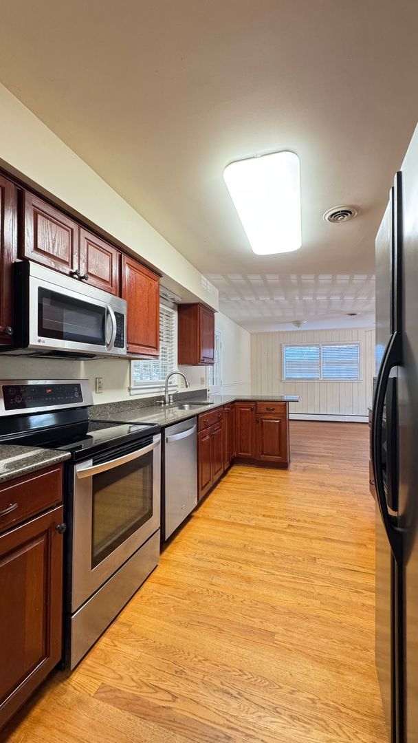 Building Photo - 4BR House in Historic Southwest!