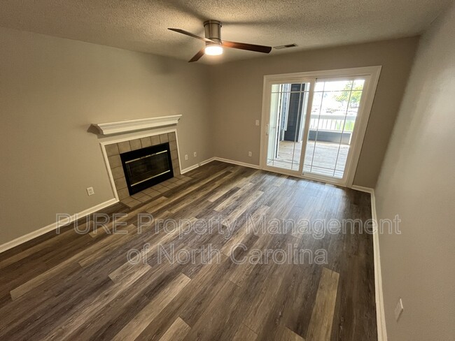 Building Photo - 723 Southwest Dr