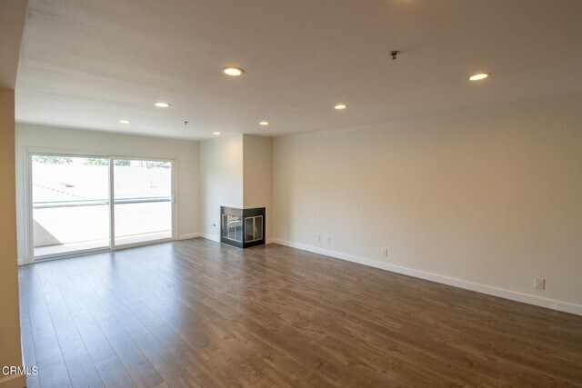 Building Photo - 625 E Del Mar Blvd