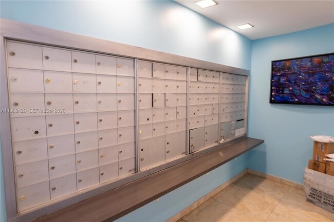 Foto del edificio - 816 NW 11th St