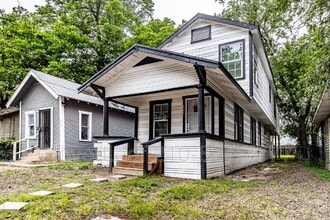 Building Photo - 631 Potomac St