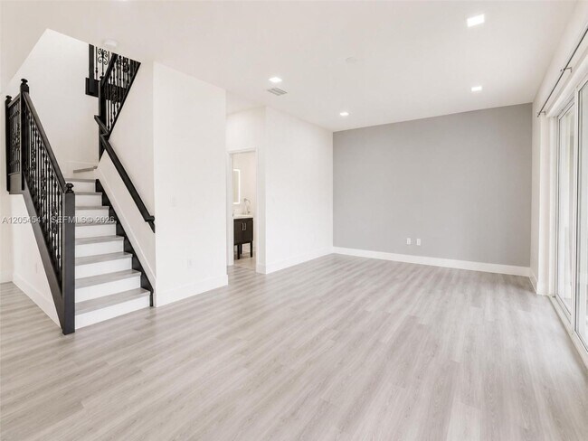 Foto del edificio - 10956 NW 73rd St