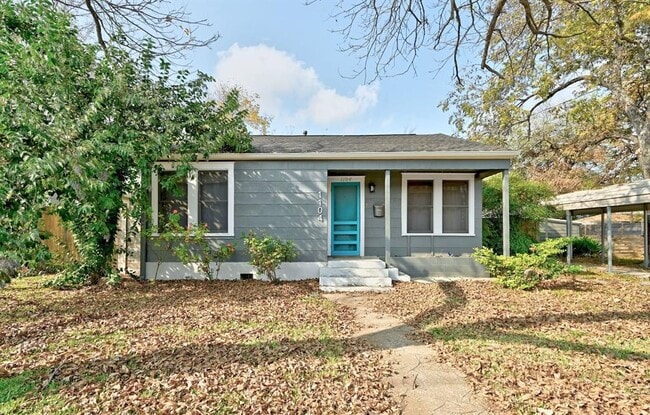 Building Photo - 1104 Bouldin Ave