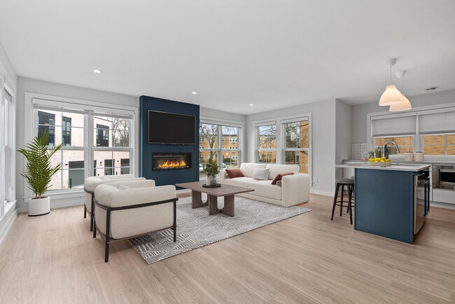 Building Photo - Harriet Apartments | 4326