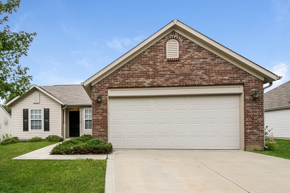 Foto principal - 9016 Hosta Way