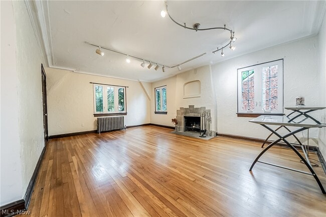 Foto del edificio - 18313 Newell Rd