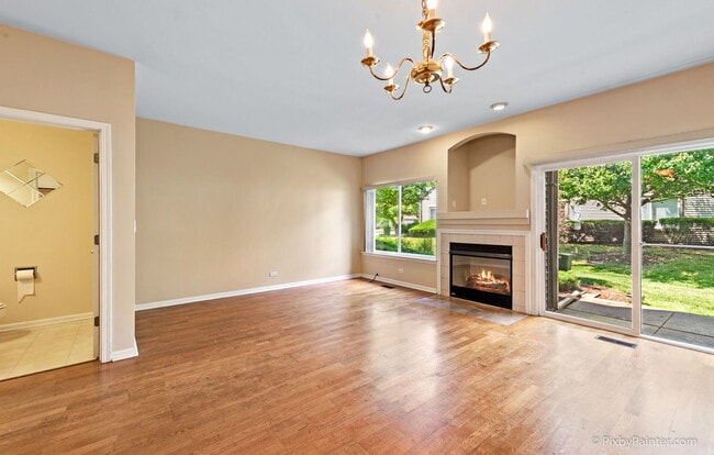 Building Photo - 1074 Park Hill Cir