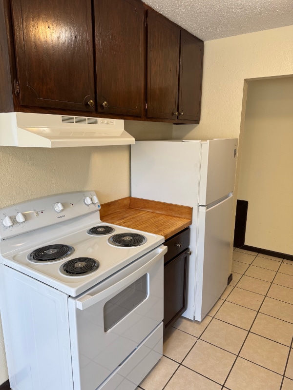 Foto del edificio - 995 St Albans St N