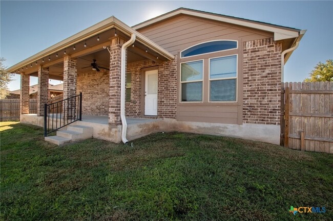 Building Photo - 5201 Cicero Dr