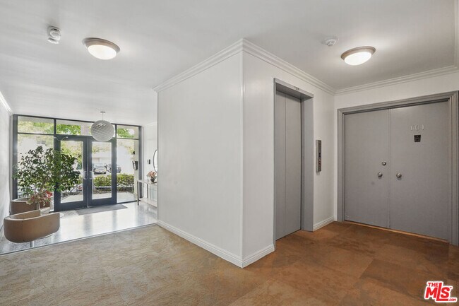 Foto del edificio - 930 3rd St