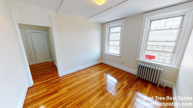 Building Photo - 1191 Boylston St