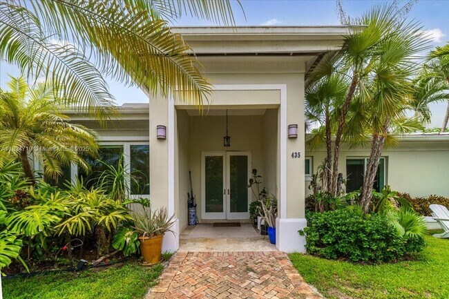Foto del edificio - 435 Ridgewood Rd